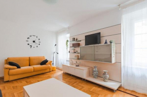 Piazza Unità Central apartment